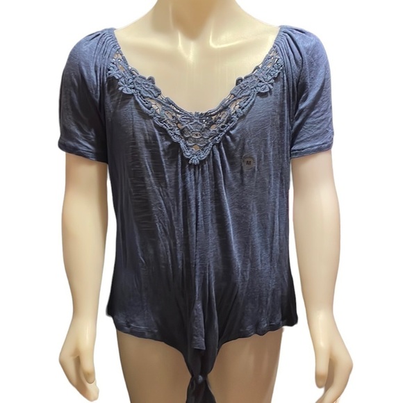 𝅺nwt‎ Aeropostale Blue Top Sz Medium - Picture 1 of 8